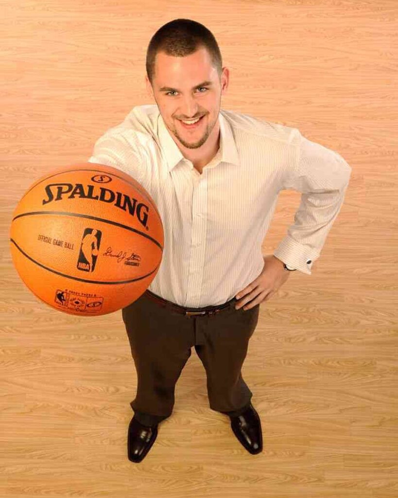Does Christian Laettner Have A Wife? Here’s The Truth